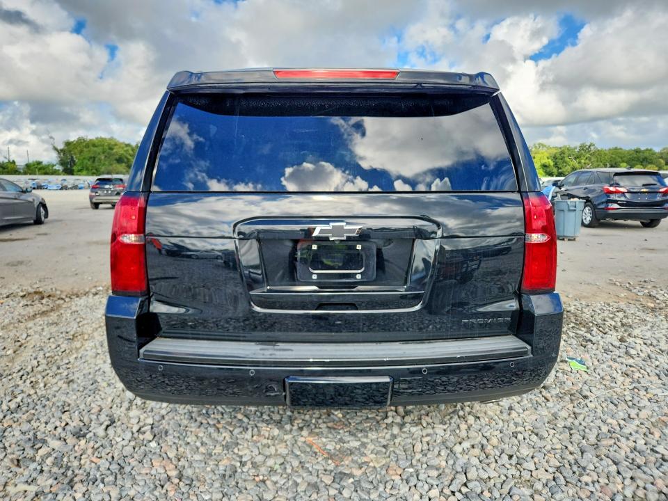 Photo 6 from auction – 2019 CHEVROLET SUBURBAN with VIN 1GNSKJKC1KR259263
