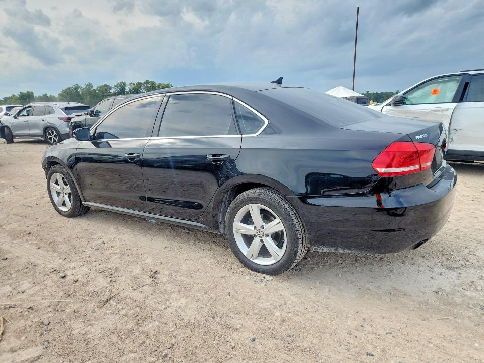 Photo 2 from auction – 2014 VOLKSWAGEN PASSAT with VIN 1VWBS7A3XEC067387