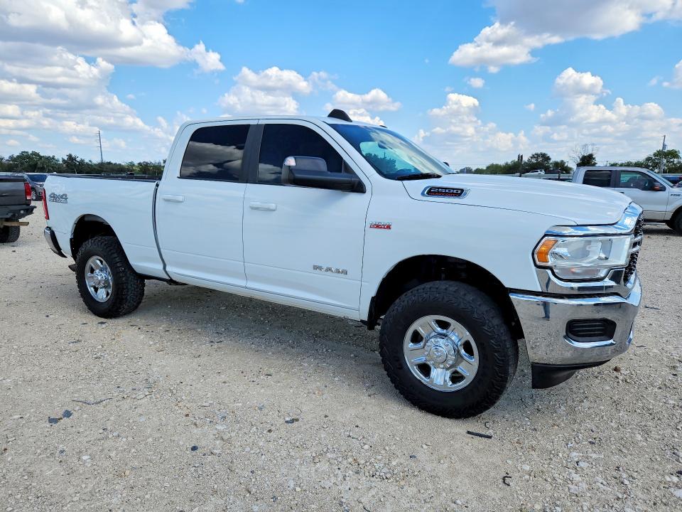 Снимка 4 от търг – 2022 RAM 2500 с VIN 3C6UR5DJ8NG137379