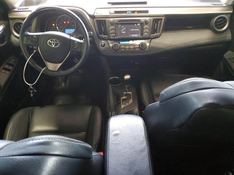 Photo 8 from auction – 2015 TOYOTA RAV4 with VIN 2T3DFREV9FW304439