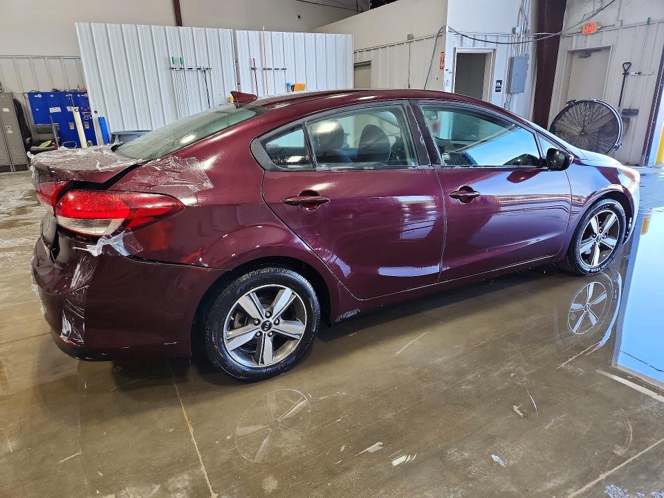 Фото 3 с аукциона – 2018 KIA FORTE с VIN 3KPFL4A7XJE273234