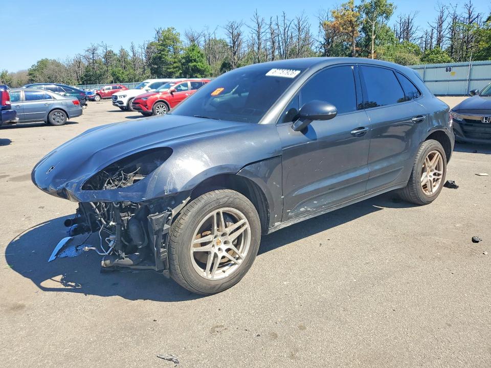 PORSCHE MACAN 2017 with VIN WP1AA2A58HLB09354 - Photo from auction