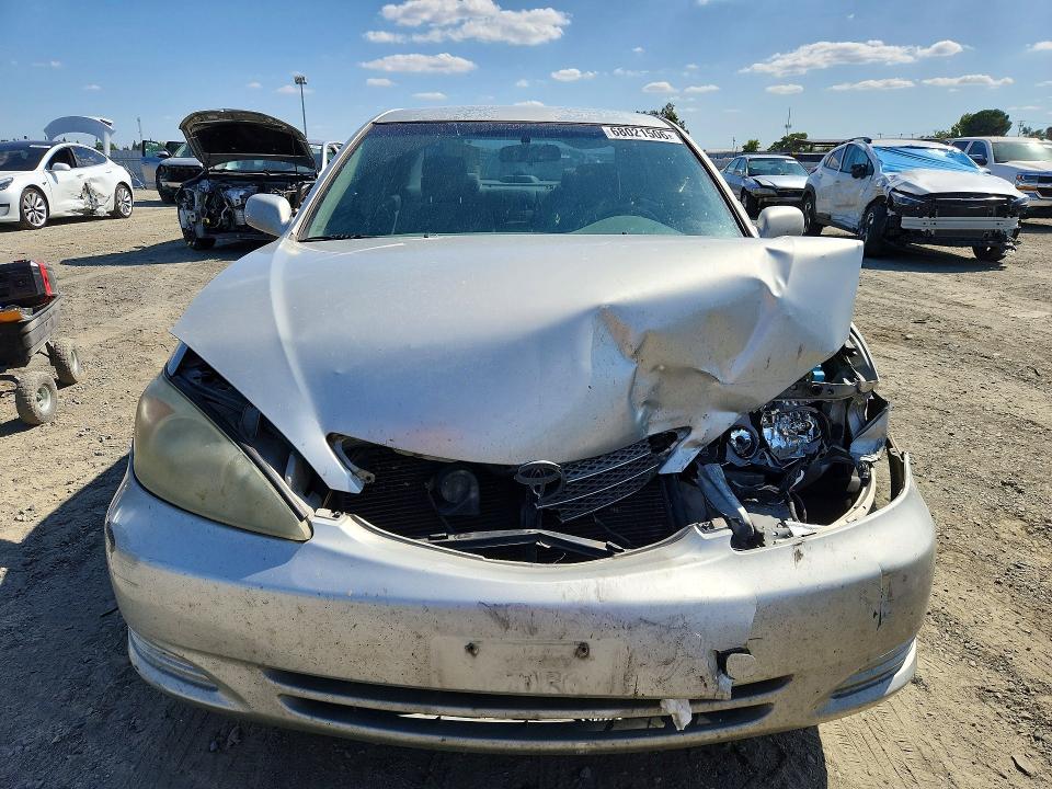 Photo 5 from auction – 2004 TOYOTA CAMRY with VIN 4T1BE32K94U792105