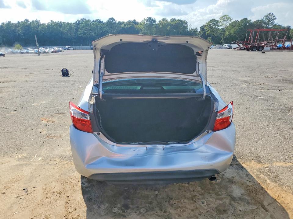 Photo 6 from auction – 2015 TOYOTA COROLLA with VIN 5YFBURHE5FP226891