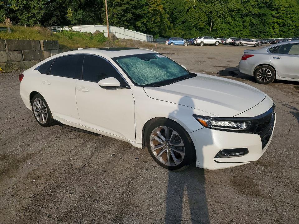 Снимка 4 от търг – 2019 HONDA ACCORD с VIN 1HGCV2F37KA006498