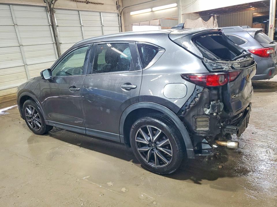 Снимка 2 от търг – 2018 MAZDA CX-5 с VIN JM3KFACM4J1353811
