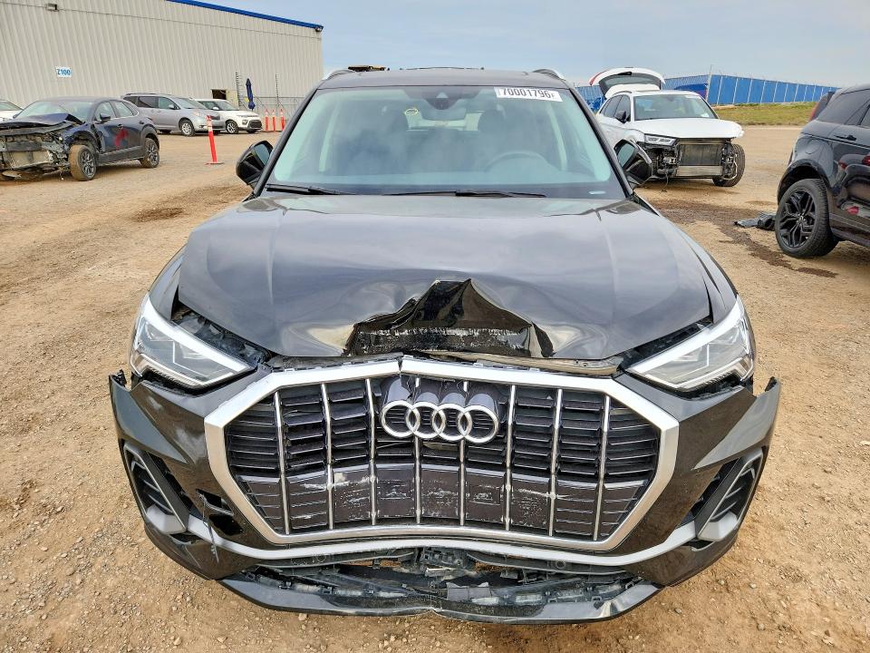 Снимка 5 от търг – 2021 AUDI Q3 с VIN WA1EECF30M1004277