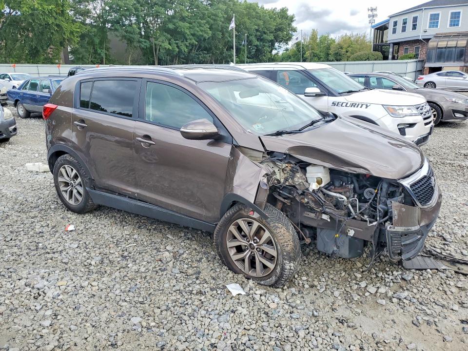Photo 4 from auction – 2015 KIA SPORTAGE with VIN KNDPBCAC9F7713675