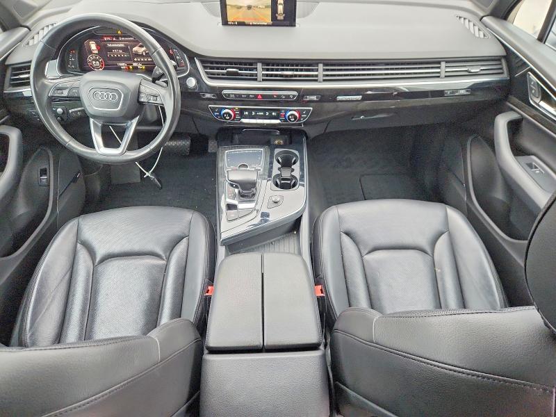 Foto 8 de la subasta – 2017 AUDI Q7 con VIN WA1VAAF79HD026530