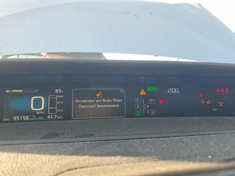 Photo 9 from auction – 2017 TOYOTA PRIUS with VIN JTDKBRFU7H3046730
