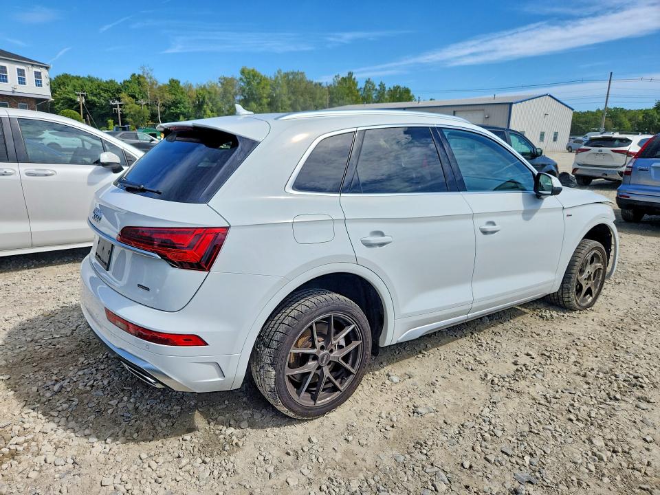 Photo 3 from auction – 2025 AUDI Q5 with VIN WA1EAAFY0S2051778