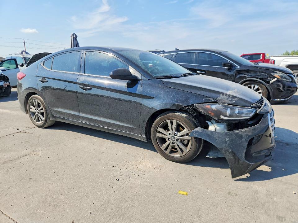 Снимка 4 от търг – 2018 HYUNDAI ELANTRA с VIN 5NPD84LF0JH401652