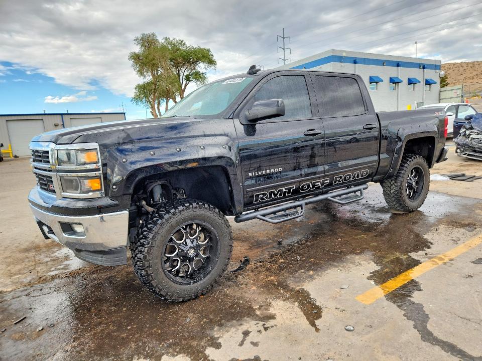 CHEVROLET SILVERADO 2015 with VIN 3GCUKREC8FG422508 - Photo from auction