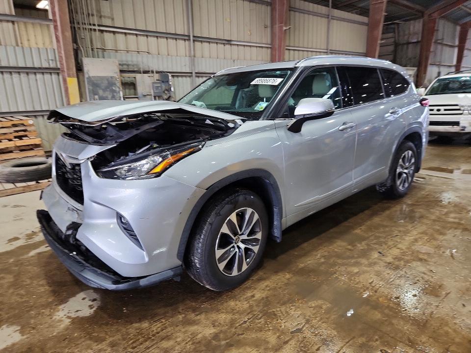 Photo 1 from auction – 2020 TOYOTA HIGHLANDER with VIN 5TDGZRAH3LS502029