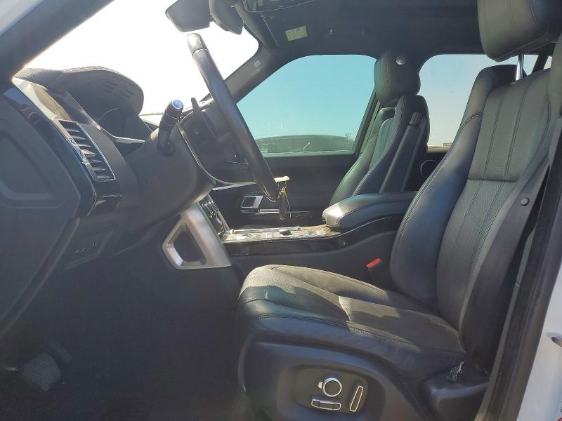 Photo 7 from auction – 2017 LAND ROVER RANGE ROVER with VIN SALGS2FV8HA368495