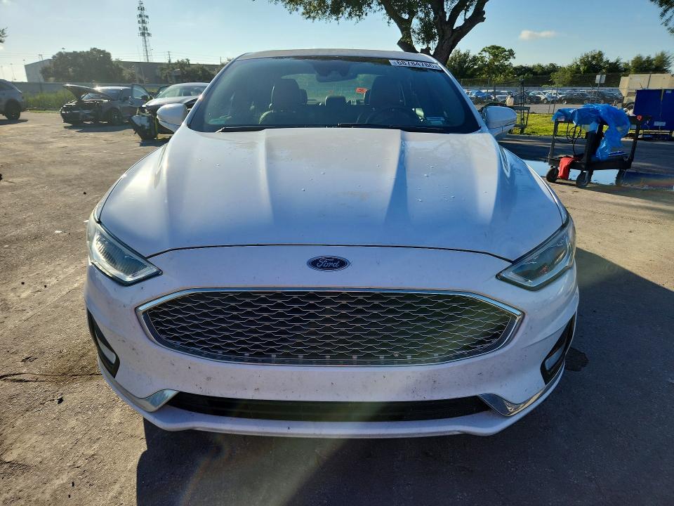 Photo 5 from auction – 2019 FORD FUSION with VIN 3FA6P0K91KR217518