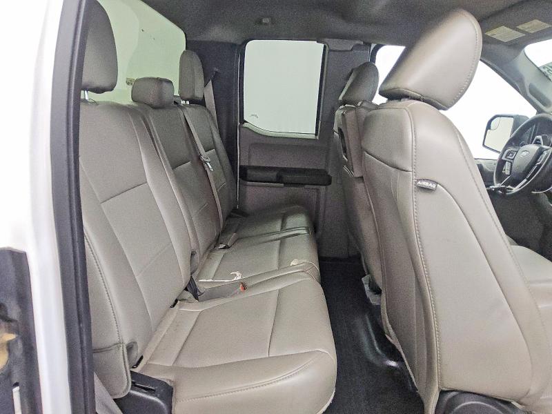 Foto 10 de la subasta – 2018 FORD F150 con VIN 1FTFX1E59JFB73806