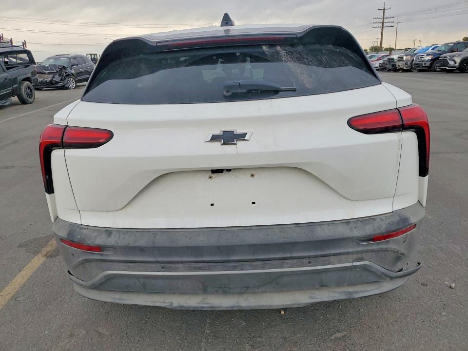 Zdjęcie 6 z aukcji – 2025 CHEVROLET BLAZER z VIN 3GNKDFRL6SS194369