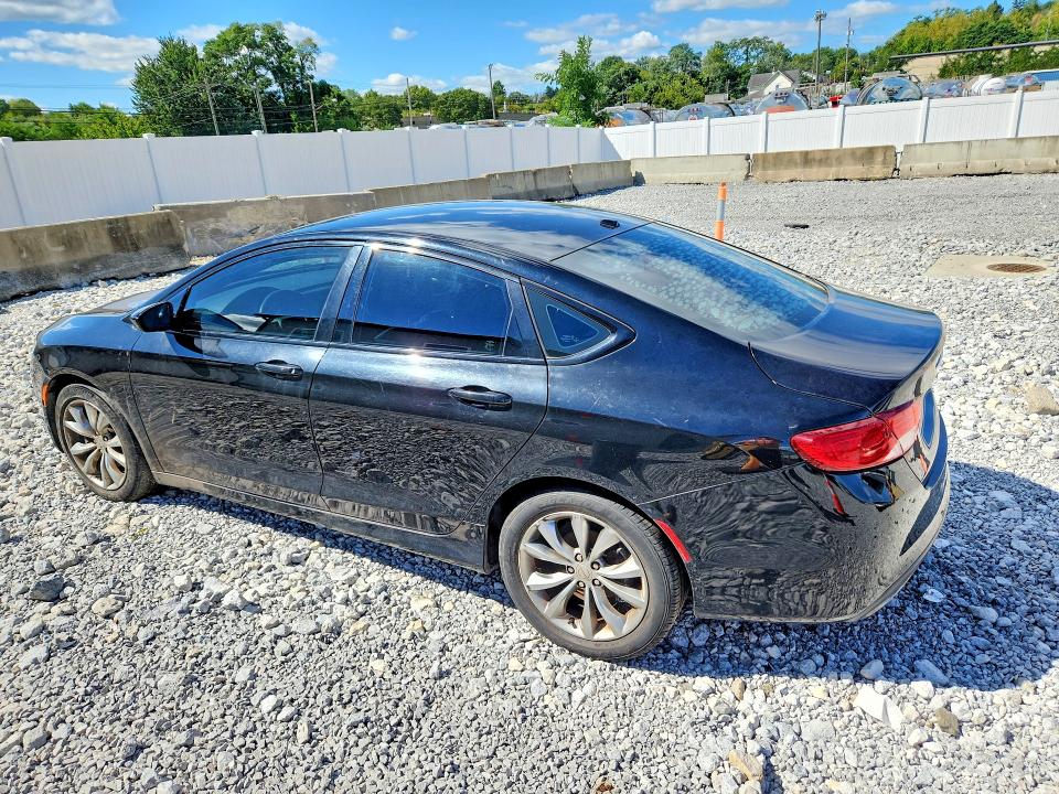 Photo 2 from auction – 2015 CHRYSLER 200 with VIN 1C3CCCBB2FN757132