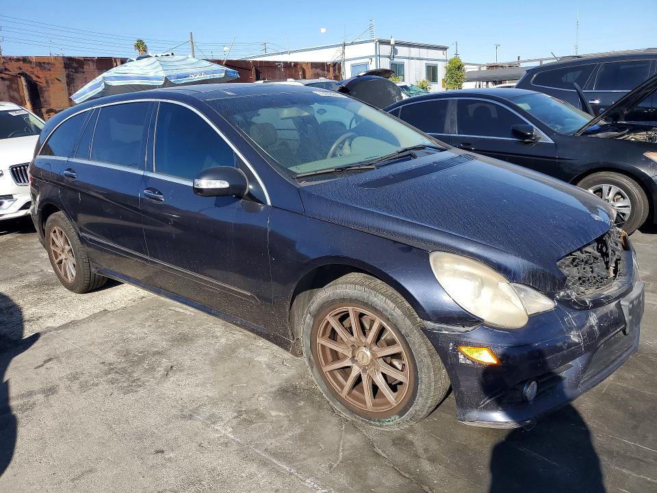 Photo 4 from auction – 2009 MERCEDES-BENZ R with VIN 4JGCB65E89A094548