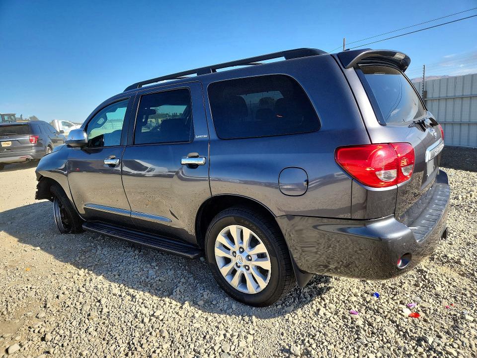 Photo 2 from auction – 2017 TOYOTA SEQUOIA with VIN 5TDJY5G13HS150170