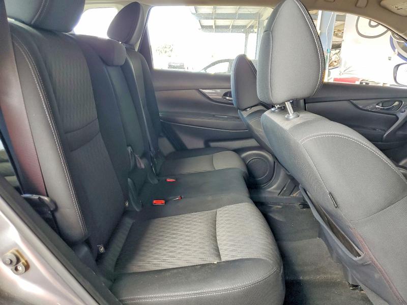 Photo 10 from auction – 2017 NISSAN ROGUE with VIN KNMAT2MV8HP523203