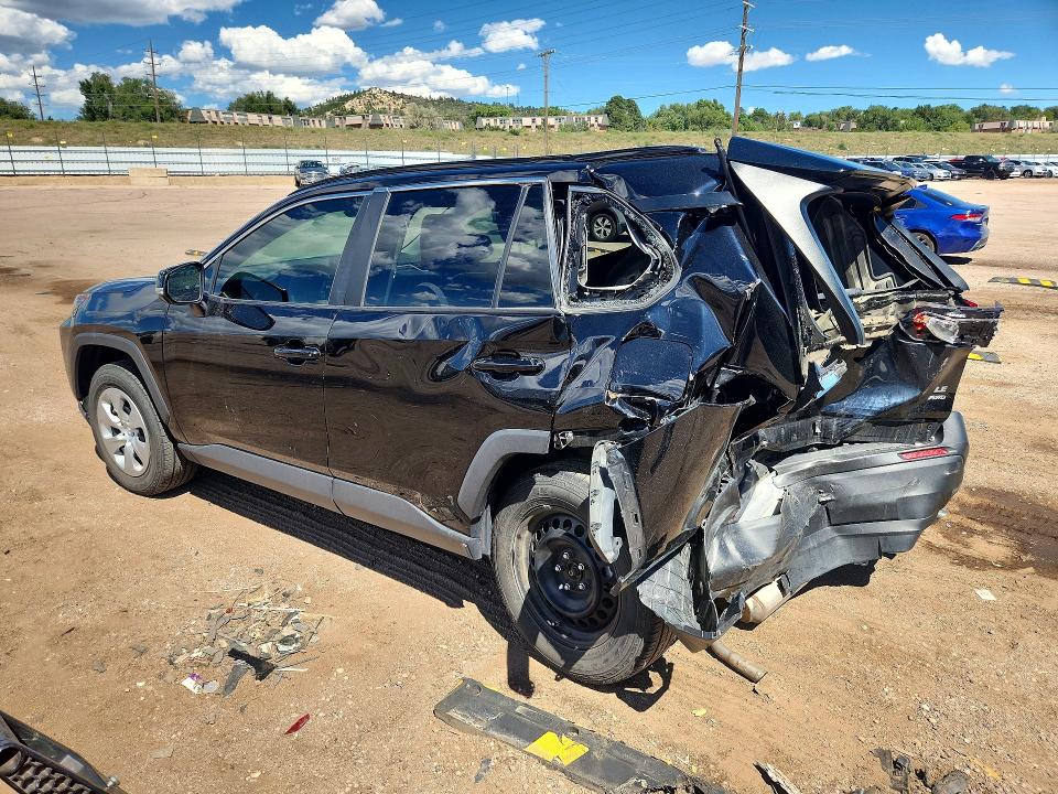 Photo 2 from auction – 2021 TOYOTA RAV4 with VIN 2T3G1RFV1MW148288