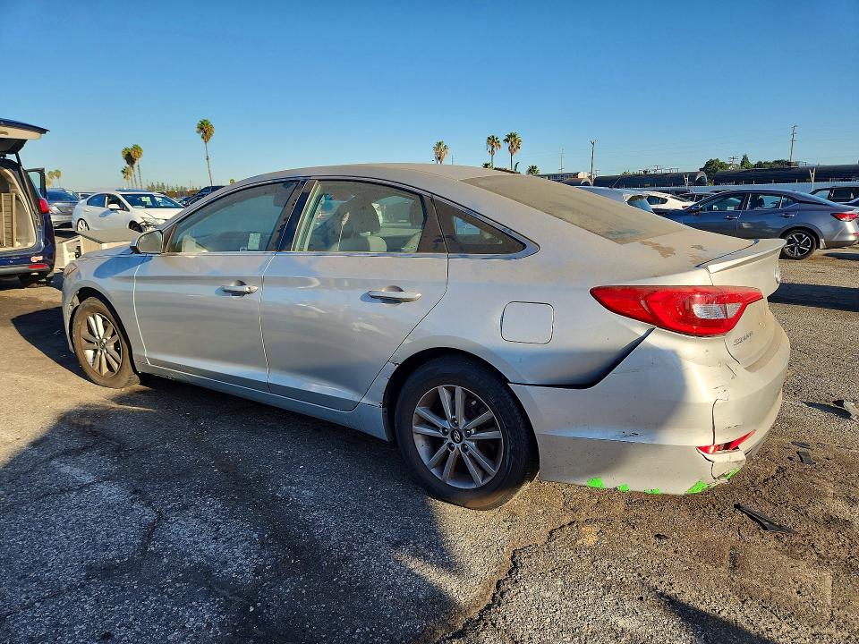 Photo 2 from auction – 2017 HYUNDAI SONATA with VIN 5NPE24AF7HH448700