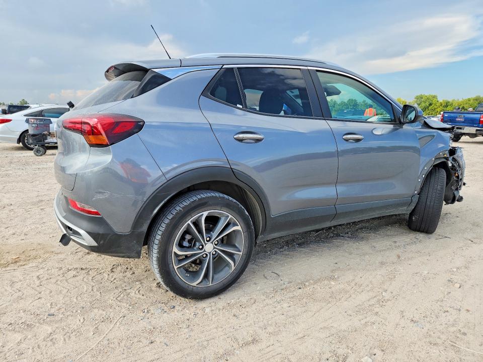 Photo 3 from auction – 2021 BUICK ENCORE GX with VIN KL4MMDSL2MB152953