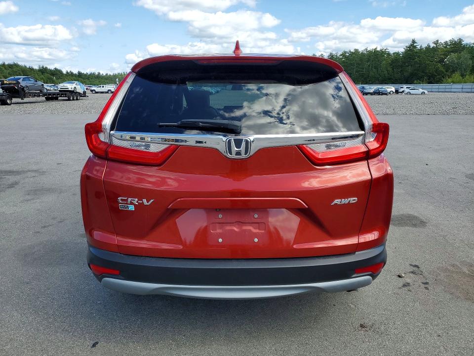 Photo 6 from auction – 2018 HONDA CR-V with VIN 2HKRW2H54JH662976