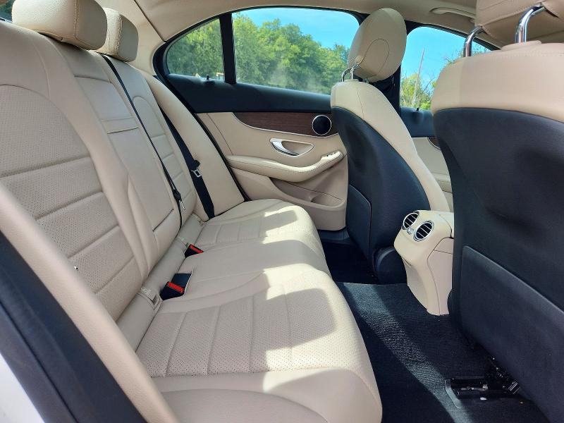 Photo 10 from auction – 2019 MERCEDES-BENZ C with VIN WDDWF8EB8KR483291