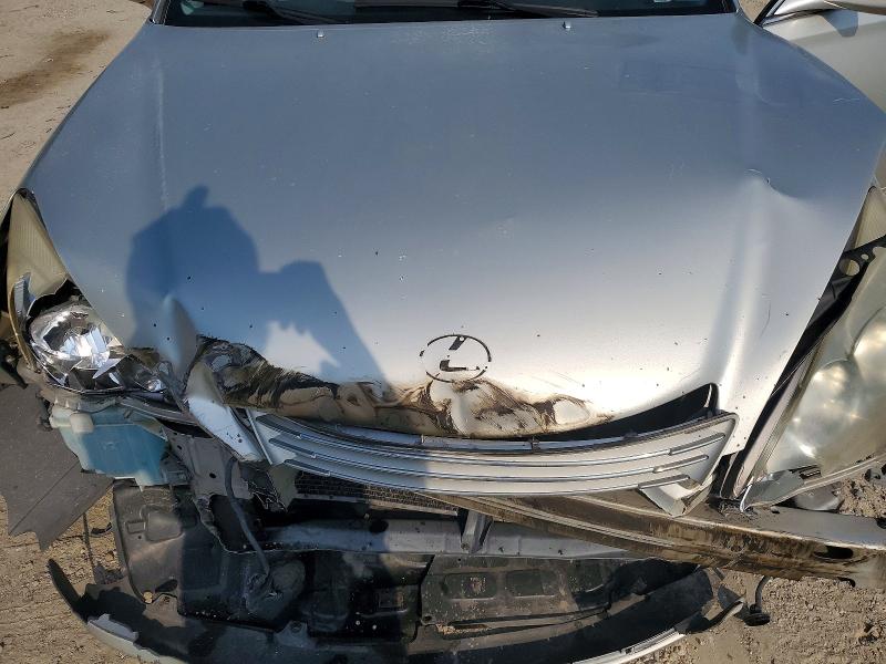Photo 11 from auction – 2004 LEXUS ES with VIN JTHBA30G745033637