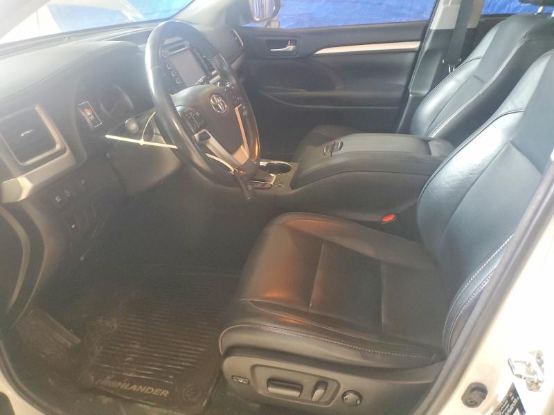 Снимка 7 от търг – 2018 TOYOTA HIGHLANDER с VIN 5TDJZRFH0JS830004