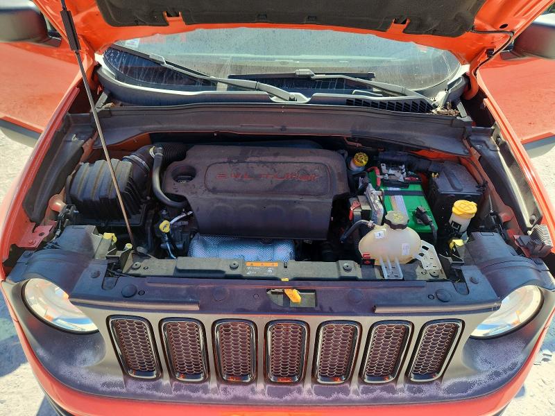 Photo 12 from auction – 2018 JEEP RENEGADE with VIN ZACCJBAB0JPH93205