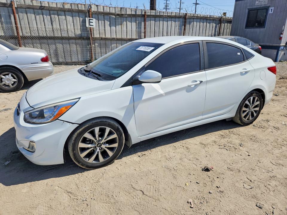Photo 1 from auction – 2015 HYUNDAI ACCENT with VIN KMHCU4AE3FU805359
