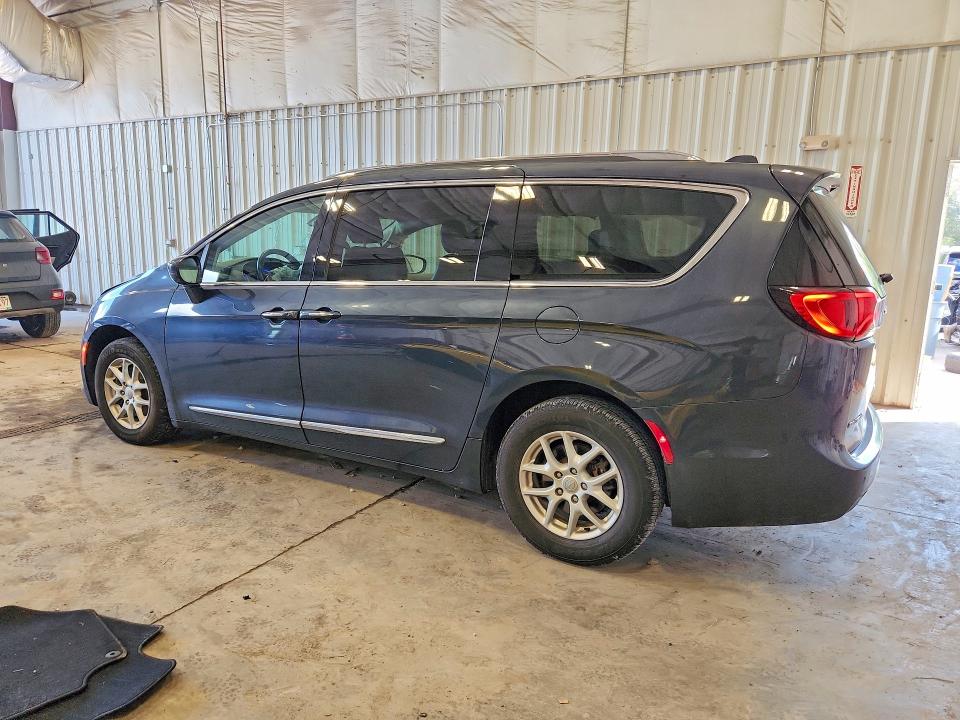 Фото 2 с аукциона – 2020 CHRYSLER PACIFICA с VIN 2C4RC1BG6LR138876