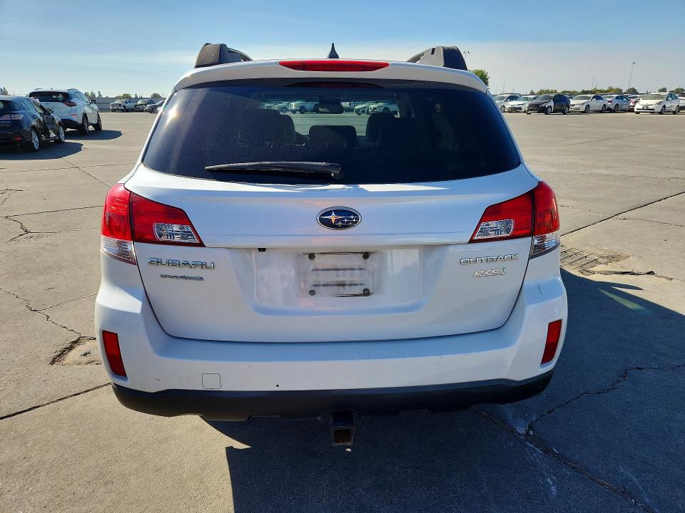Photo 6 from auction – 2014 SUBARU OUTBACK with VIN 4S4BRBLC3E3325291
