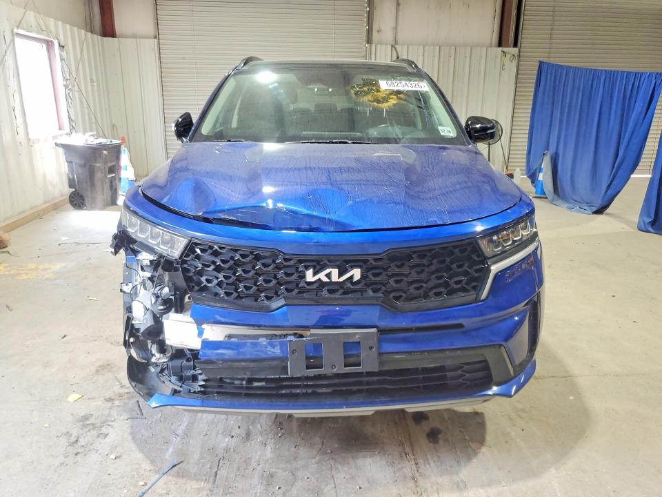 Photo 5 from auction – 2022 KIA SORENTO with VIN 5XYRL4LC8NG086669