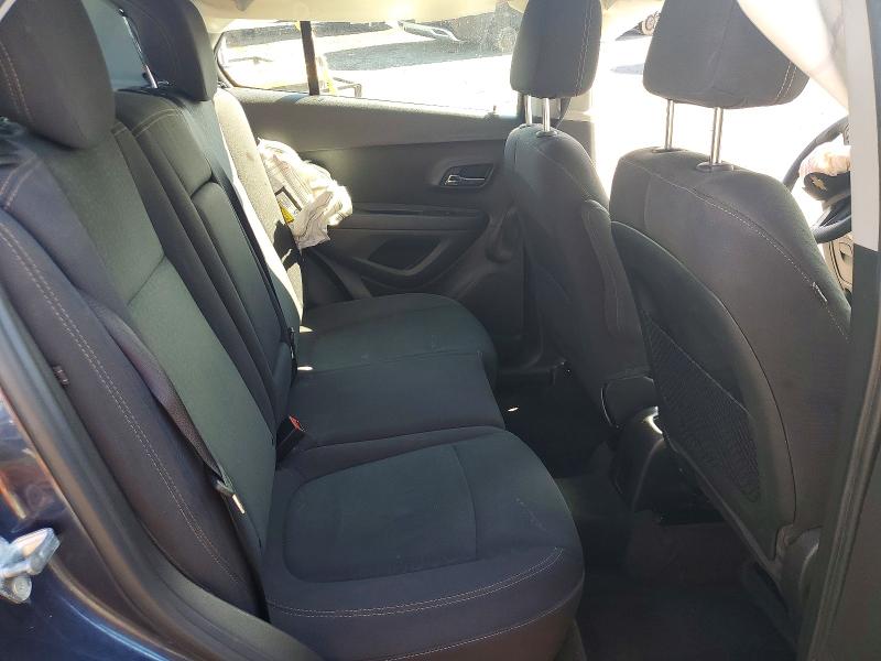Photo 11 from auction – 2018 CHEVROLET TRAX with VIN 3GNCJKSB5JL168684