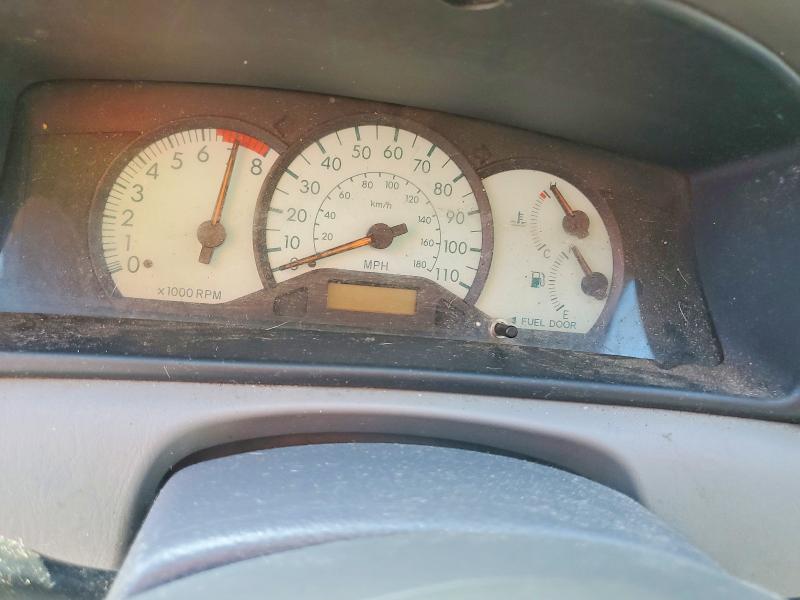 Photo 9 from auction – 2004 TOYOTA COROLLA with VIN JTDBR32E842037073