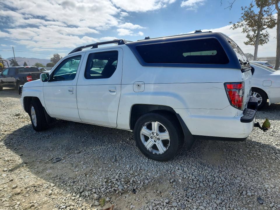 Снимка 2 от търг – 2013 HONDA RIDGELINE с VIN 5FPYK1F58DB003894