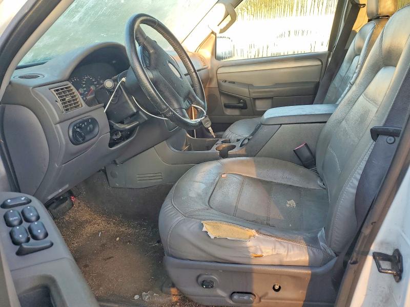 Снимка 7 от търг – 2005 FORD EXPLORER с VIN 1FMZU63K55UB34641
