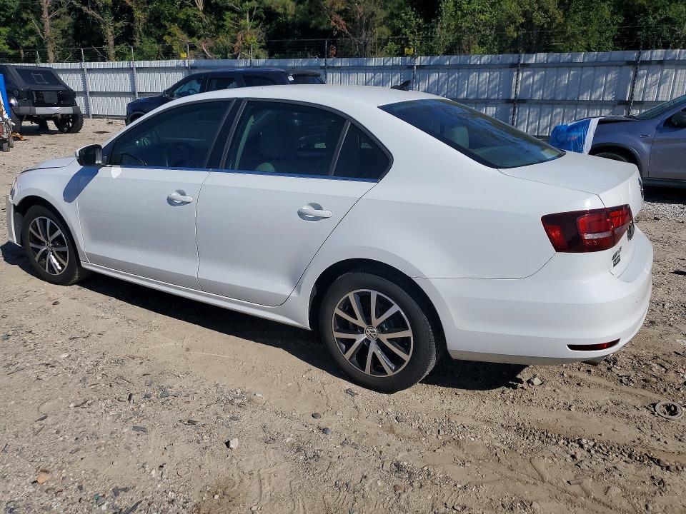 Photo 2 from auction – 2017 VOLKSWAGEN JETTA with VIN 3VWB67AJ3HM300001