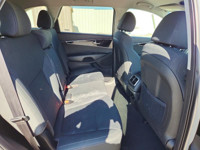 Снимка 11 от търг – 2020 KIA SORENTO с VIN 5XYPG4A5XLG682749