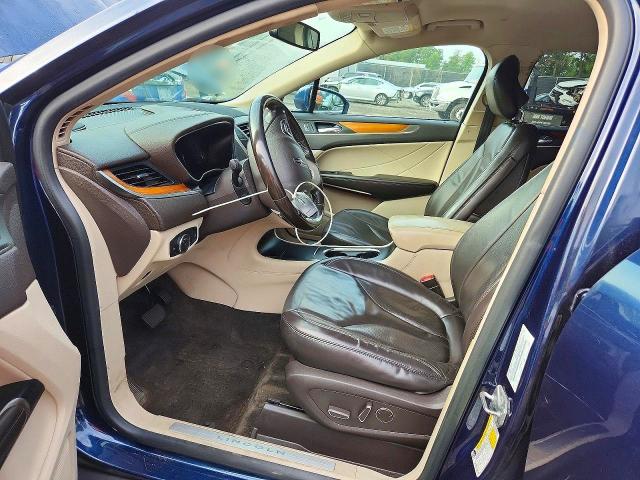 Photo 7 from auction – 2017 LINCOLN MKC with VIN 5LMCJ2C93HUL61994