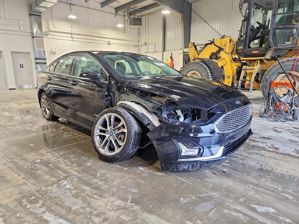 Photo 4 from auction – 2019 FORD FUSION with VIN 3FA6P0RU4KR277397