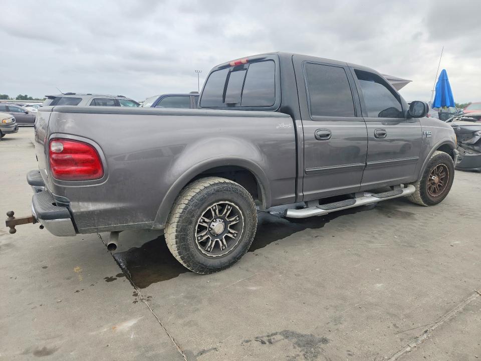 Photo 3 from auction – 2003 FORD F150 with VIN 1FTRW07L33KB98555