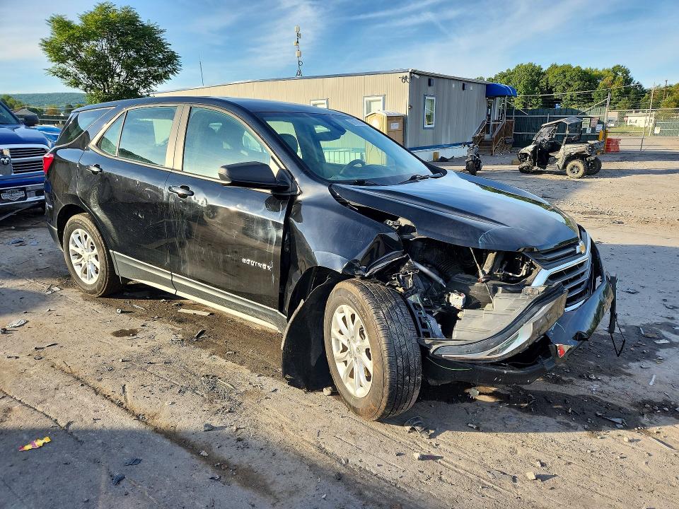 Photo 4 from auction – 2020 CHEVROLET EQUINOX with VIN 2GNAXSEV2L6234952