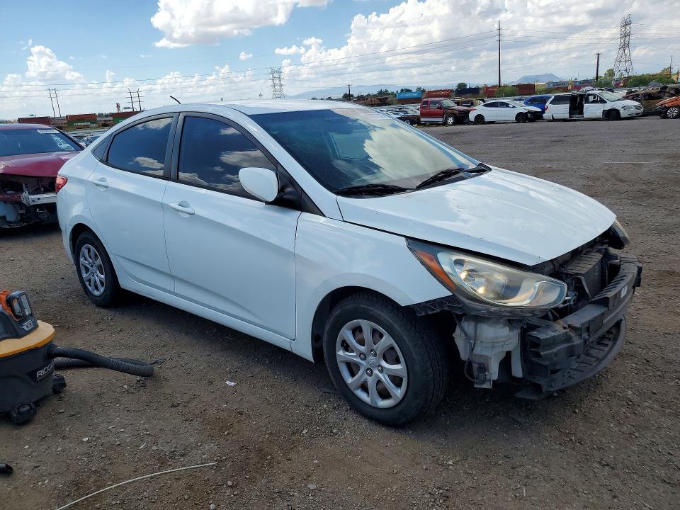 Photo 4 from auction – 2014 HYUNDAI ACCENT with VIN KMHCT4AE7EU664717