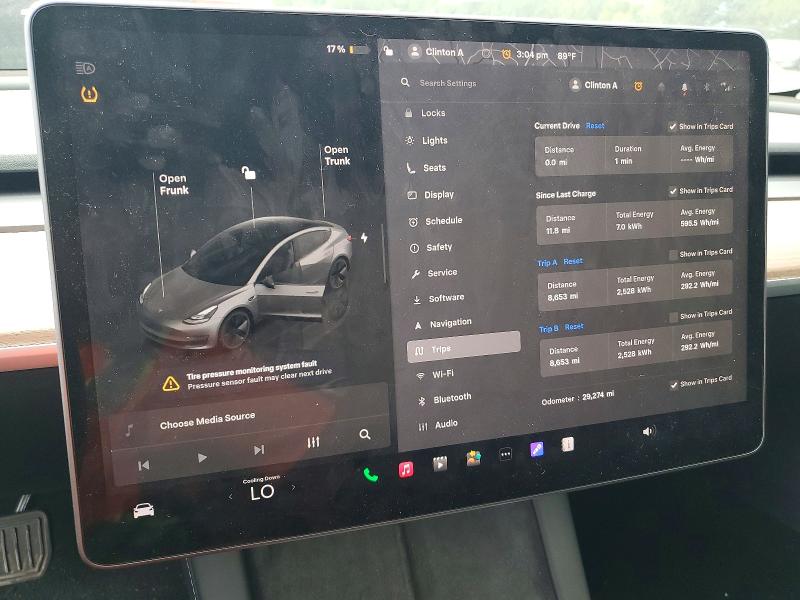 Снимка 9 от търг – 2023 TESLA MODEL 3 с VIN 5YJ3E1EA5PF697652